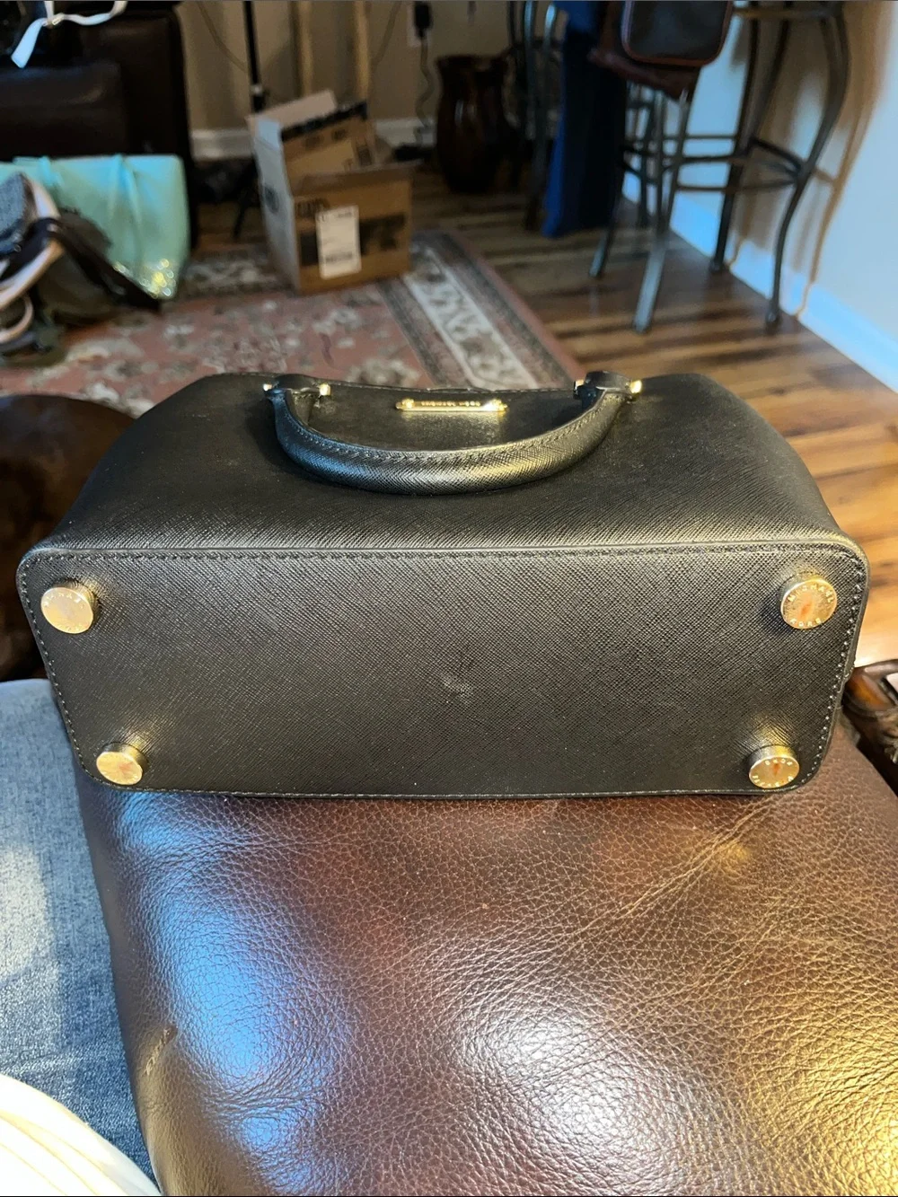 EUC Authentic Michael Kors Small Savannah Handbag.